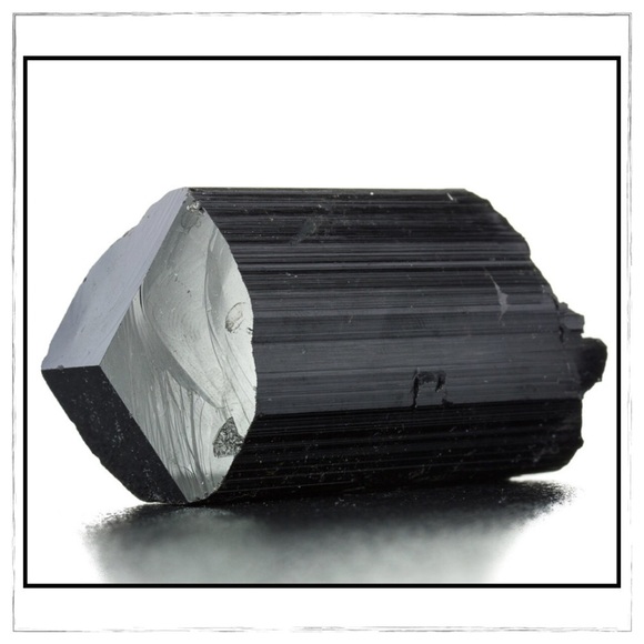 Wire Wrapped Raw Black Tourmaline Healing Necklace - Picture 4 of 4